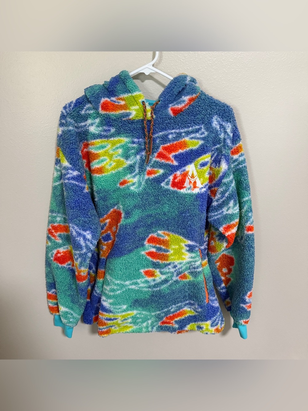 Disney Avatar The Way of Water Sherpa Hoodie Skimwings Creature Pattern Unisex S